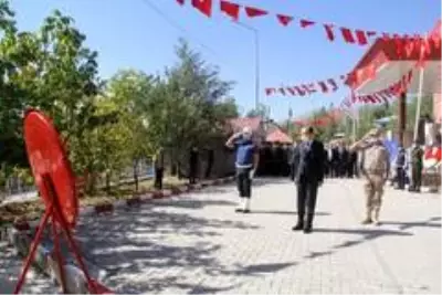 Başkale'de 19 Eylül Gaziler Günü programı düzenlendi Başkale'de 19 Eylül Gaziler Günü programı düzenlendi