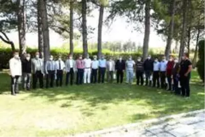 Başkan Aşgın muhtarlarla bir araya geldi Başkan Aşgın muhtarlarla bir araya geldi