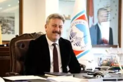 Başkan Palancıoğlu Kayserili sporcu Turgay Bayram'ı tebrik etti Başkan Palancıoğlu Kayserili sporcu Turgay Bayram'ı tebrik etti