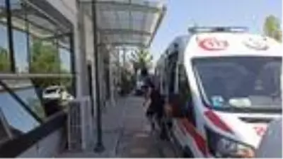 Batman'da inşaat işçileri elektrik akımına kapıldı: 1 ölü, 1 yaralı Batman'da inşaat işçileri elektrik akımına kapıldı: 1 ölü, 1 yaralı