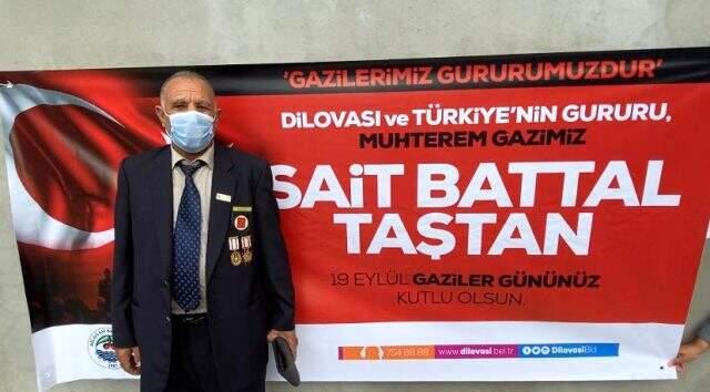 Belediye Başkanı Hamza Şayir, hazırladığı sürprizle gazileri sevindirdi Belediye Başkanı Hamza Şayir, hazırladığı sürprizle gazileri sevindirdi