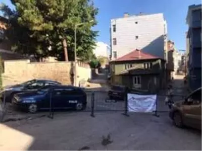 Biga'da, Covid-19 nedeniyle 2 okulun açılması ertelendi Biga'da, Covid-19 nedeniyle 2 okulun açılması ertelendi
