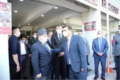Burdur Valisi Ali Arslantaş: ' Şehit ve gazilerimiz bu toprakların tapu belgeleridir.' Burdur Valisi Ali Arslantaş: ' Şehit ve gazilerimiz bu toprakların tapu belgeleridir.'