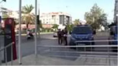 Çıkan silahlı kavgada bir kişi öldü, bir kişi yaralandı Çıkan silahlı kavgada bir kişi öldü, bir kişi yaralandı
