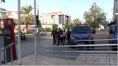 Çıkan silahlı kavgada bir kişi öldü, bir kişi yaralandı Çıkan silahlı kavgada bir kişi öldü, bir kişi yaralandı