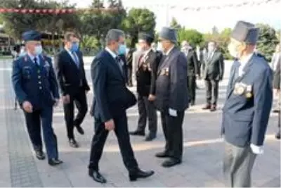 Gaziler Günü törenle kutlandı Gaziler Günü törenle kutlandı