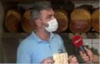 Trabzonlu fırıncı, hatalı basım 50 TL'yi 80 bin TL'den satışa çıkardı Trabzonlu fırıncı, hatalı basım 50 TL'yi 80 bin TL'den satışa çıkardı
