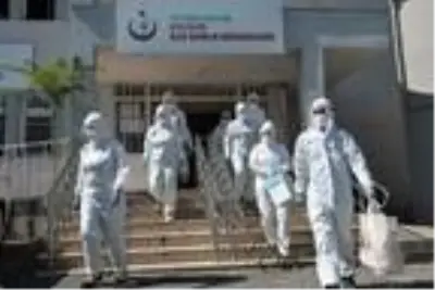 İl Sağlık Müdürü Memişoğlu: Vaka sayıları şu andaki sistemimizi zorlayacak seviyede değil İl Sağlık Müdürü Memişoğlu: Vaka sayıları şu andaki sistemimizi zorlayacak seviyede değil