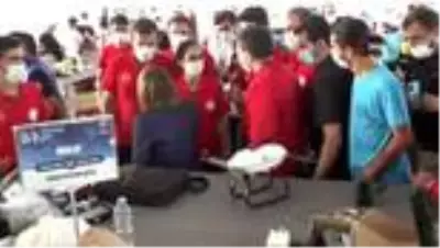 İnsansız hava araçları Gaziantep semalarında yarıştı İnsansız hava araçları Gaziantep semalarında yarıştı