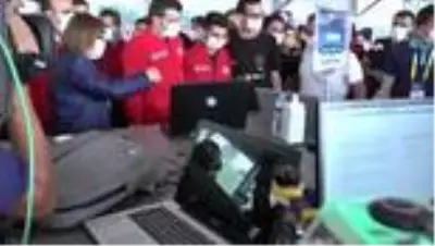 İnsansız hava araçları Gaziantep semalarında yarıştı İnsansız hava araçları Gaziantep semalarında yarıştı