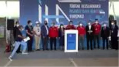 İnsansız hava araçları Gaziantep semalarında yarıştı İnsansız hava araçları Gaziantep semalarında yarıştı
