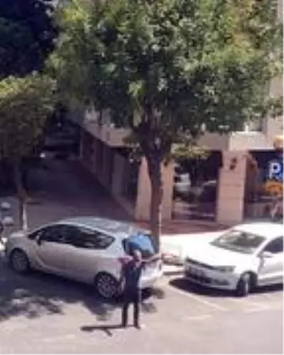 İzmir'de değnekçi terörüne polis 'dur' dedi İzmir'de değnekçi terörüne polis 'dur' dedi