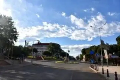 Karacasu'da kısıtlamalar kaldırıldı, pazarcı esnafı sevindi Karacasu'da kısıtlamalar kaldırıldı, pazarcı esnafı sevindi