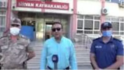 Karantinaya alınan Şirvan ilçe merkezinde giriş ve çıkışlar kontrollü sağlanıyor Karantinaya alınan Şirvan ilçe merkezinde giriş ve çıkışlar kontrollü sağlanıyor