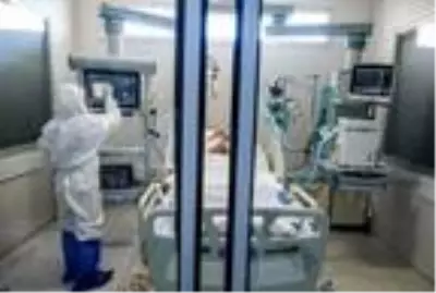Koronavirüsü önemsemeyenler dikkat! Profesör, hastaları yaşamda tutan acılı hortum sürecini anlattı Koronavirüsü önemsemeyenler dikkat! Profesör, hastaları yaşamda tutan acılı hortum sürecini anlattı
