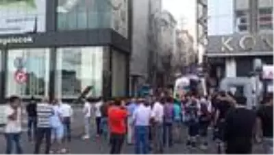 Son dakika haberi: Küçükçekmece'de ilaç fabrikasında yangın Son dakika haberi: Küçükçekmece'de ilaç fabrikasında yangın