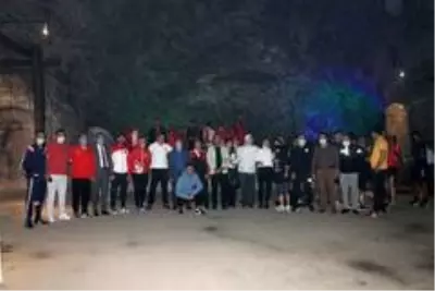 Milli takımlardan yerin 150 metre altında antrenman Milli takımlardan yerin 150 metre altında antrenman