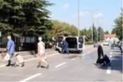 Otomobilin çarptığı 78 yaşındaki bisikletli, öldü Otomobilin çarptığı 78 yaşındaki bisikletli, öldü