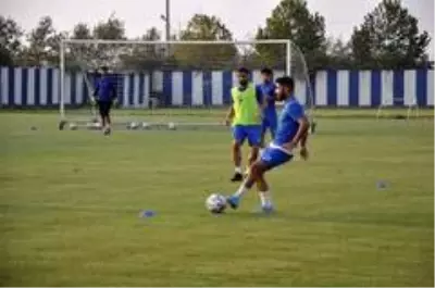Payas Spor'da transfer yasağı kaldırıldı Payas Spor'da transfer yasağı kaldırıldı