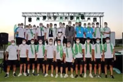 Serik Belediyespor'un göğüs reklam sponsoru Kırbıyık Holding oldu Serik Belediyespor'un göğüs reklam sponsoru Kırbıyık Holding oldu
