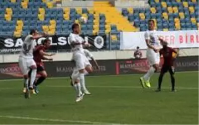 Süper Lig: Gençlerbirliği: 0 İH Konyaspor: 0 (İlk yarı) Süper Lig: Gençlerbirliği: 0 İH Konyaspor: 0 (İlk yarı)