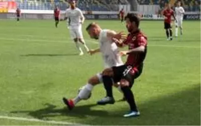 Süper Lig: Gençlerbirliği: 0 İH Konyaspor: 0 (İlk yarı) Süper Lig: Gençlerbirliği: 0 İH Konyaspor: 0 (İlk yarı)