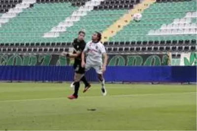 Trabzonspor deplasmandan 1 puanla döndü Trabzonspor deplasmandan 1 puanla döndü