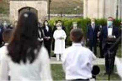 TBMM Başkanı Şentop ve Emine Erdoğan, Edirne'de müze ve cami ziyaret etti TBMM Başkanı Şentop ve Emine Erdoğan, Edirne'de müze ve cami ziyaret etti
