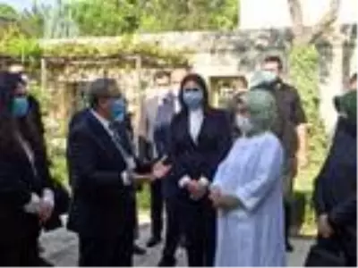 TBMM Başkanı Şentop ve Emine Erdoğan, Edirne'de müze ve cami ziyaret etti TBMM Başkanı Şentop ve Emine Erdoğan, Edirne'de müze ve cami ziyaret etti