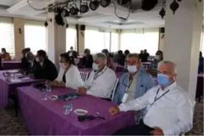 Türkiye'nin Berberler Kuaförler ve Güzellik Salonu başkanları Van'da bir araya geldi Türkiye'nin Berberler Kuaförler ve Güzellik Salonu başkanları Van'da bir araya geldi