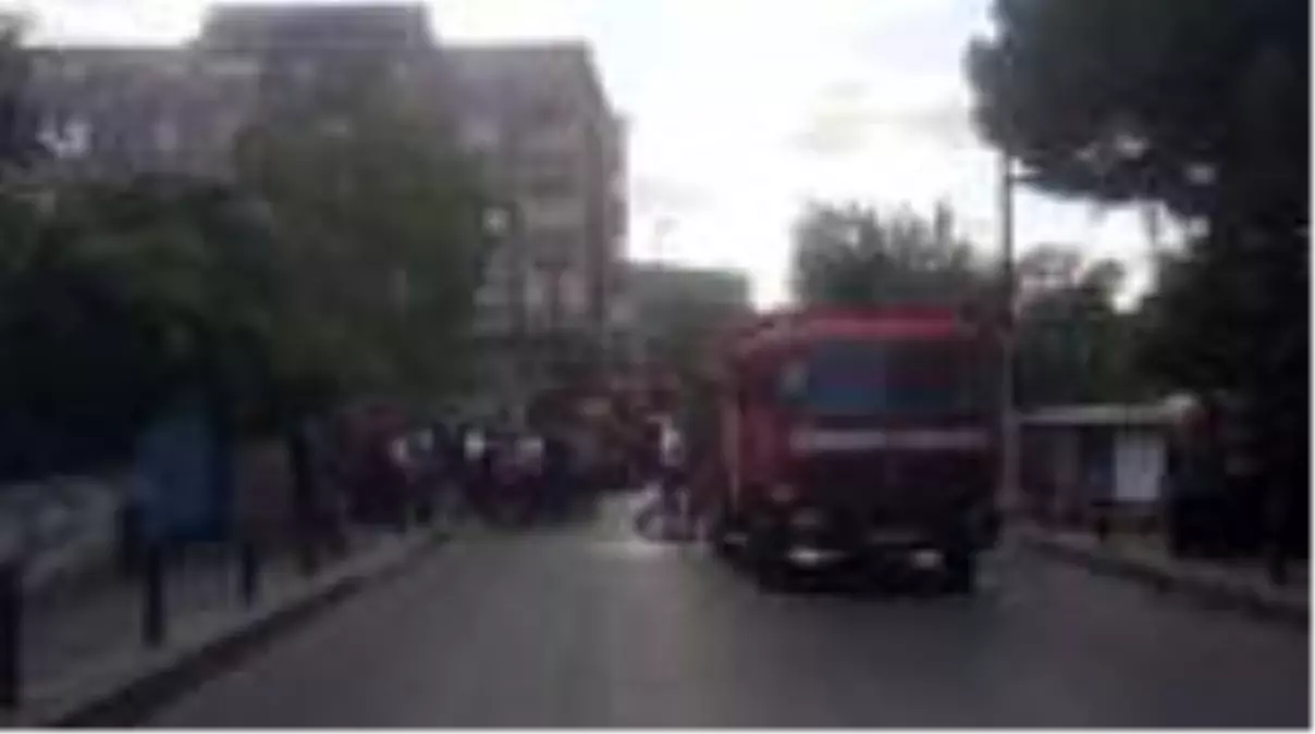 Ümraniye'de yangın
