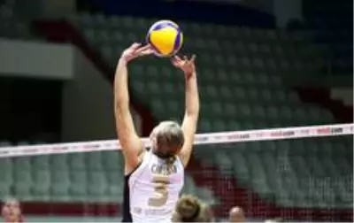 Son dakika haberi... Vakıfbank deplasmanda 3-0 kazandı Son dakika haberi... Vakıfbank deplasmanda 3-0 kazandı
