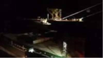 Yeni Kömürhan Köprüsü'nün iki yakası birleşti Yeni Kömürhan Köprüsü'nün iki yakası birleşti