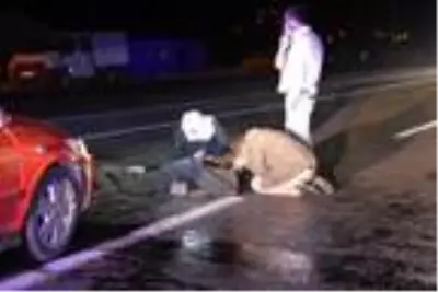 Yolun karşısına geçmek isterken otomobilin çarptığı yaşlı adam öldü Yolun karşısına geçmek isterken otomobilin çarptığı yaşlı adam öldü