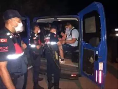 Yunanistan'a kaçarken yakalanan FETÖ şüphelilerinden 6'sı daha tutuklandı Yunanistan'a kaçarken yakalanan FETÖ şüphelilerinden 6'sı daha tutuklandı
