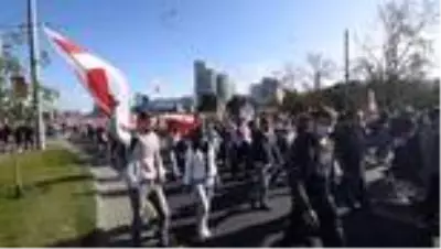 Belarus'ta Cumhurbaşkanlığı seçimlerine karşı protestolar devam etti - MİNSK Belarus'ta Cumhurbaşkanlığı seçimlerine karşı protestolar devam etti - MİNSK