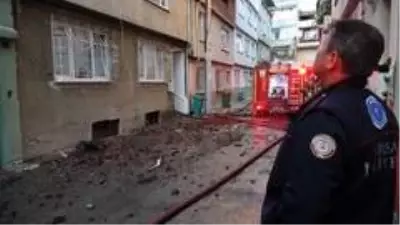 Bursa'da salça yaparken ev küle döndü Bursa'da salça yaparken ev küle döndü