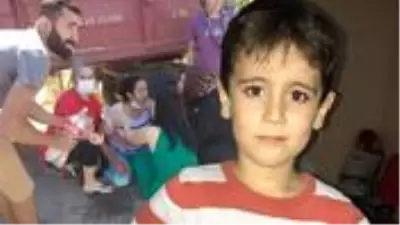 Babasıyla cuma namazına giden çocuğun ölümüne neden olan sürücü: Ben de öz evladımı kaybettim, bu acıyı bilirim Babasıyla cuma namazına giden çocuğun ölümüne neden olan sürücü: Ben de öz evladımı kaybettim, bu acıyı bilirim