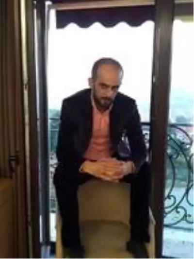 Mekanı kurşunlamanın bedeli ağır oldu: Dövüldü, araçtan yola atıldı, başka bir aracın altında kaldı Mekanı kurşunlamanın bedeli ağır oldu: Dövüldü, araçtan yola atıldı, başka bir aracın altında kaldı