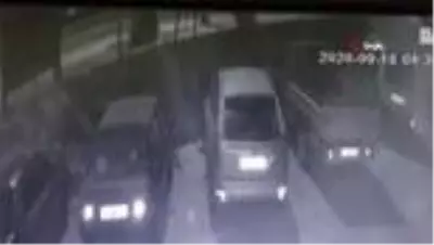 Emlak dükkanına molotofkokteyli atan zanlı tutuklandı Emlak dükkanına molotofkokteyli atan zanlı tutuklandı