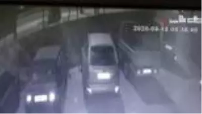 Emlak dükkanına molotofkokteyli atan zanlı tutuklandı Emlak dükkanına molotofkokteyli atan zanlı tutuklandı