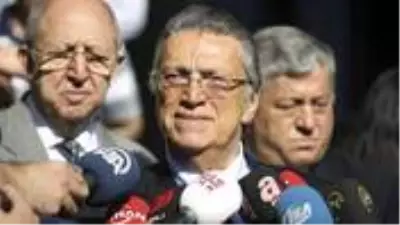 Mesut Yılmaz'ın sağlık durumuyla ilgili eşinden açıklama: Yoğun bakımda değil, tedavisi sürüyor Mesut Yılmaz'ın sağlık durumuyla ilgili eşinden açıklama: Yoğun bakımda değil, tedavisi sürüyor