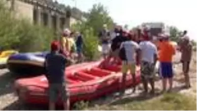 Göksu Irmağı'nda rafting keyfi Göksu Irmağı'nda rafting keyfi