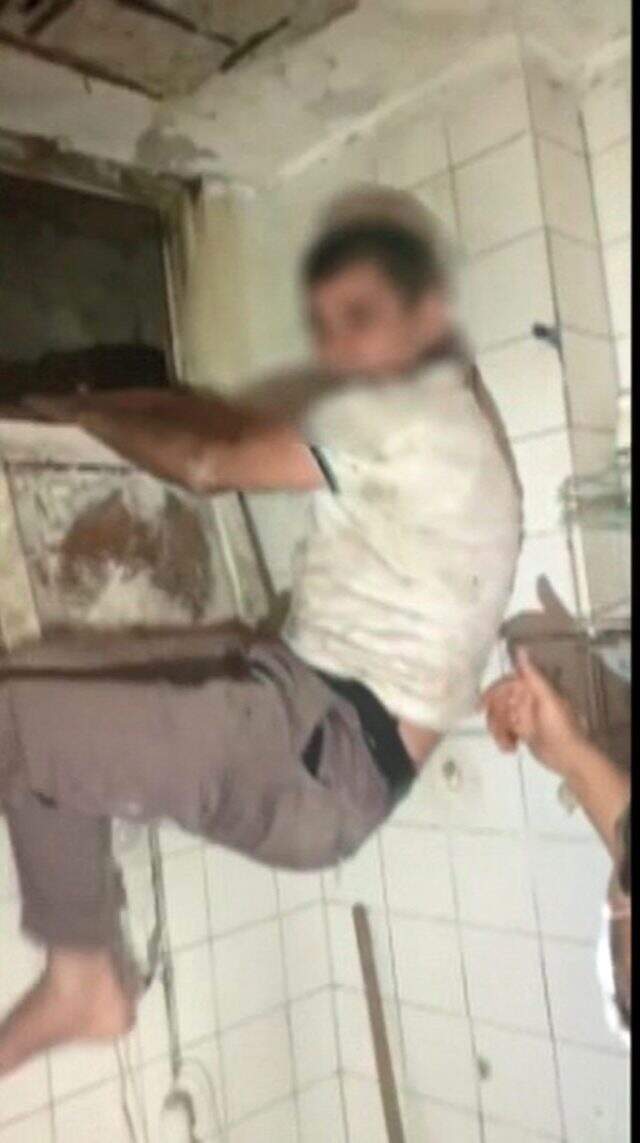 İstanbul'da çökertilen hırsızlık çetesinin 2'inci kattan düşen arkadaşlarını arabaya taşıdığı görüntüler dedektifleri şaşırttı
