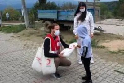 Son dakika haberi... İyilik Serüveni'in Kocaeli'de çocukları sevindirdi Son dakika haberi... İyilik Serüveni'in Kocaeli'de çocukları sevindirdi