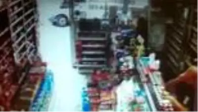 Küçükçekmece'de tekel bayisinde uyuşturucu satan kişi tutuklandı Küçükçekmece'de tekel bayisinde uyuşturucu satan kişi tutuklandı