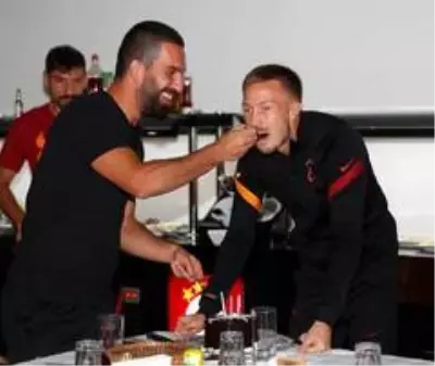 Martin Linnes'in doğum günü kutlandı Martin Linnes'in doğum günü kutlandı