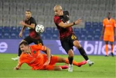 Medipol Başakşehir: 0 Galatasaray: 1 (İlk yarı) Medipol Başakşehir: 0 Galatasaray: 1 (İlk yarı)