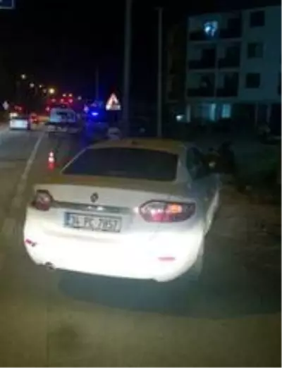 Motosiklet park halindeki otomobile çarptı: 1 ölü Motosiklet park halindeki otomobile çarptı: 1 ölü