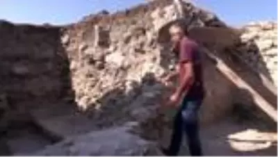 Öğrenci olarak adım attığı antik kente ömrünü adadı - ÇANAKKALE Öğrenci olarak adım attığı antik kente ömrünü adadı - ÇANAKKALE